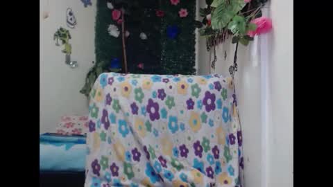 Snapshot of melhiza chatting on January 29, 7:15 am melhiza online show from January 29, 7:15 am