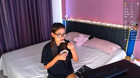 Snapshot of melisa_gerc chatting on February 2, 1:23 am Melisa gerc online show from February 2, 1:23 am