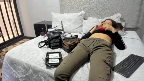 Melissa online show from January 22, 12:49 pm