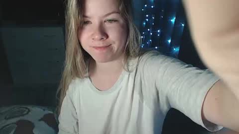 Snapshot of melissa__ray chatting on January 13, 9:31 pm Melissa Ray online show from January 13, 9:31 pm