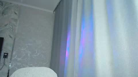 Snapshot of melissa__ray chatting on March 6, 5:43 pm Melissa Ray online show from March 6, 5:43 pm