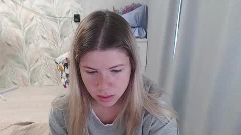 Snapshot of melissa__ray chatting on September 11, 2:56 am Melissa Ray online show from September 11, 2:56 am