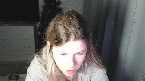 Snapshot of melissa__ray chatting on January 15, 7:34 pm Melissa Ray online show from January 15, 7:34 pm