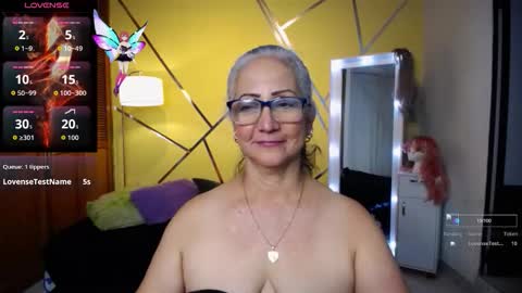 Snapshot of melissa_coleman_ chatting on September 18, 2:43 am melissa_coleman_ online show from September 18, 2:43 am