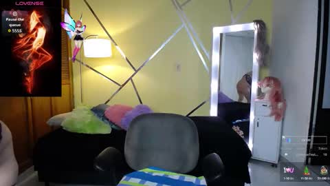 Snapshot of melissa_coleman_ chatting on September 21, 10:41 pm melissa_coleman_ online show from September 21, 10:41 pm