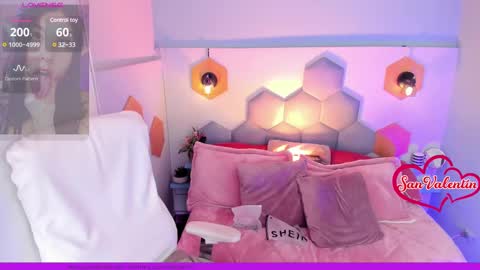 Snapshot of melissa_koster chatting on February 16, 10:21 pm Melissa 3 online show from February 16, 10:21 pm