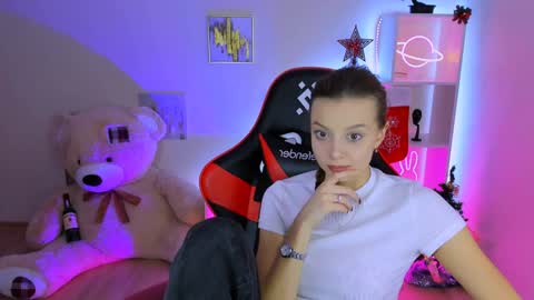 Melissa online show from December 23, 10:55 pm