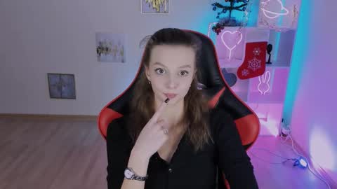 Melissa online show from December 10, 9:22 pm