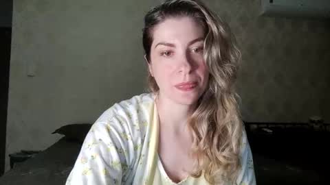 Snapshot of melissa_s2 chatting on September 24, 2:43 am Melissa online show from September 24, 2:43 am