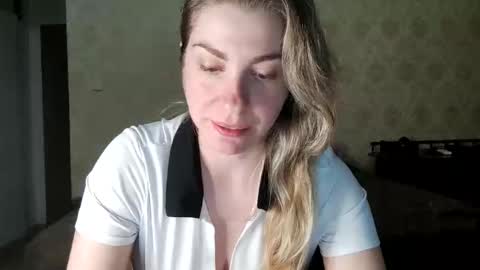 Snapshot of melissa_s2 chatting on September 30, 12:49 am Melissa online show from September 30, 12:49 am