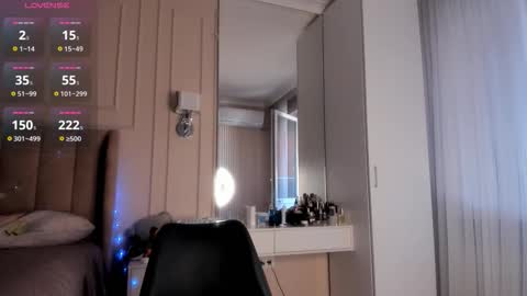 Lisaa online show from November 27, 5:43 am