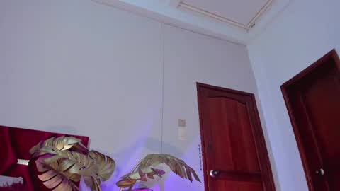 Melissa online show from March 7, 10:10 pm