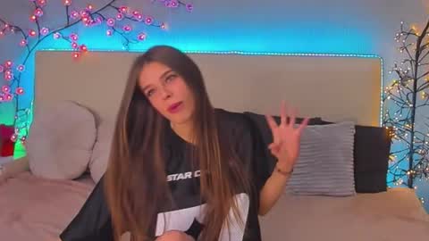 MelissaCrayzy online show from March 9, 6:38 am