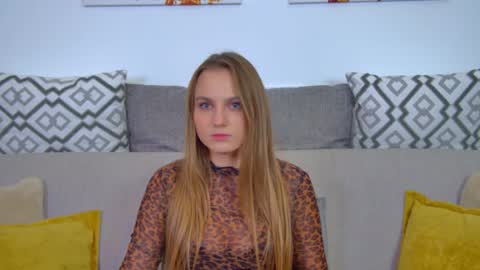 MelissaBerry online show from December 2, 9:10 am