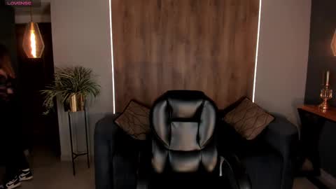 Call me Meli online show from February 11, 2:25 am