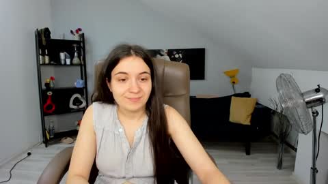 melissawiliam online show from December 17, 12:00 pm