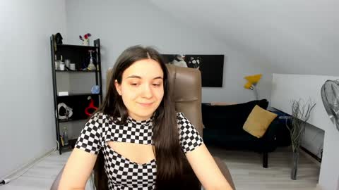 melissawiliam online show from February 4, 12:00 pm