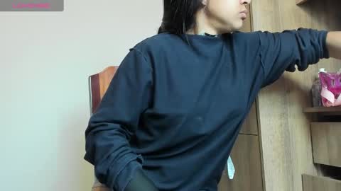 Snapshot of mellanie33 chatting on March 12, 10:37 am mellanie online show from March 12, 10:37 am