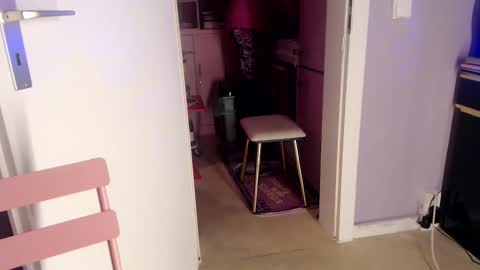 Snapshot of melli23 chatting on October 15, 7:49 pm Melli online show from October 15, 7:49 pm