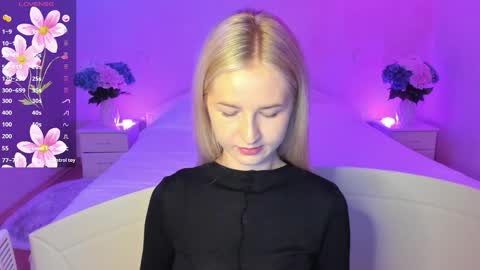 Snapshot of mellina_tey chatting on October 14, 9:50 pm Mellina online show from October 14, 9:50 pm