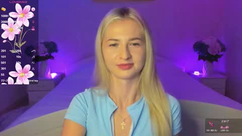 Snapshot of mellina_tey chatting on October 22, 10:26 pm Mellina online show from October 22, 10:26 pm