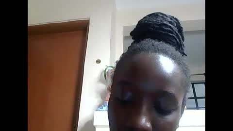 mellisagal online show from February 24, 3:21 pm