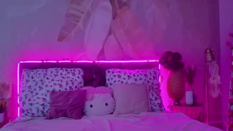 Mellisa online show from October 7, 3:49 pm