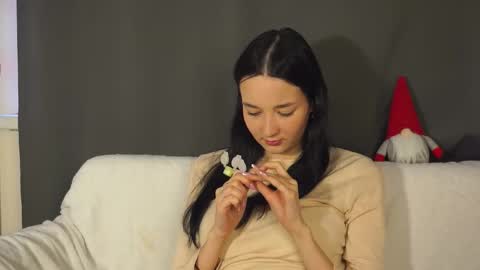 Lina online show from January 12, 11:37 am