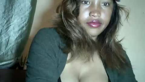 mellissa online show from October 2, 2:49 am