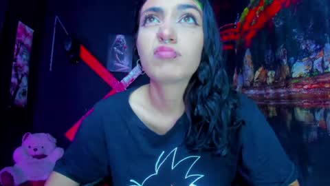melllks online show from August 1, 10:01 pm