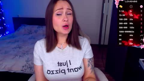 Snapshot of mellovell chatting on October 27, 9:53 pm Mel online show from October 27, 9:53 pm