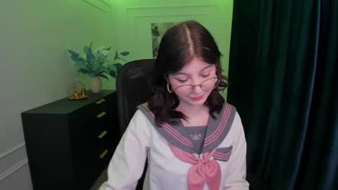 Snapshot of mellsawertyq chatting on September 23, 11:41 am mellsawertyq online show from September 23, 11:41 am