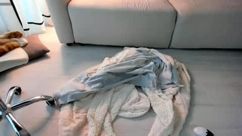 Mel online show from May 22, 11:41 am