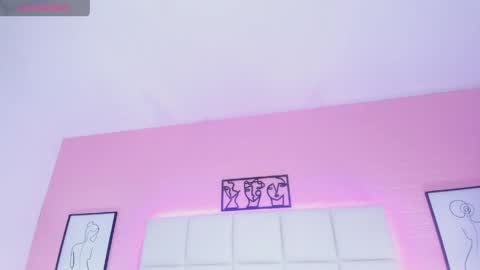 MELODDY PARKERR online show from April 6, 4:46 am