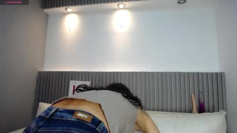 Melodi online show from April 23, 2:08 pm