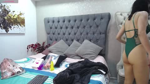 Melodi online show from January 26, 1:04 pm