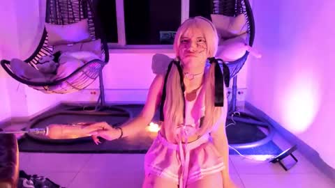 melody_chers online show from October 16, 4:15 am