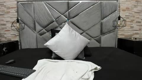 Melody  online show from October 4, 3:05 pm