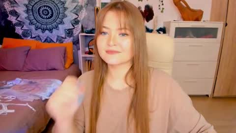 Melody Hanna online show from December 25, 1:51 pm