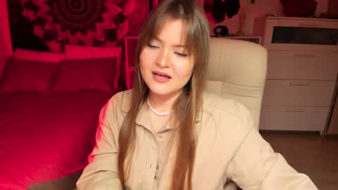 Melody Hanna online show from December 22, 3:22 pm