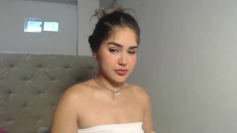 melody phillips online show from October 24, 3:41 pm