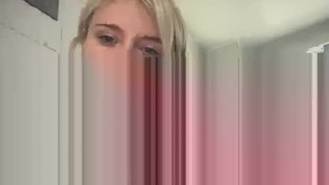 sophia online show from May 9, 4:25 am