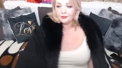 melyssamilfxxx online show from March 31, 3:28 am