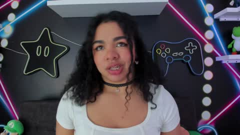  Memphis Williams  online show from January 21, 2:43 am