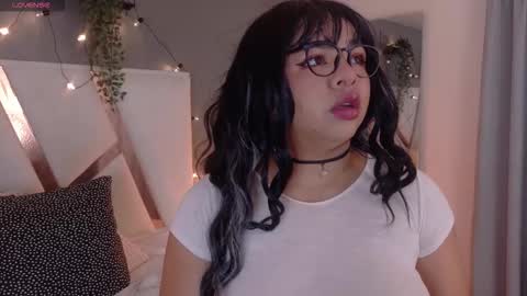  Memphis Williams  online show from October 15, 2:58 am