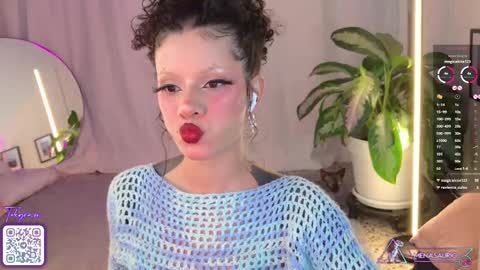 Mena  Help me reach 700 thumbs up online show from March 5, 7:39 pm