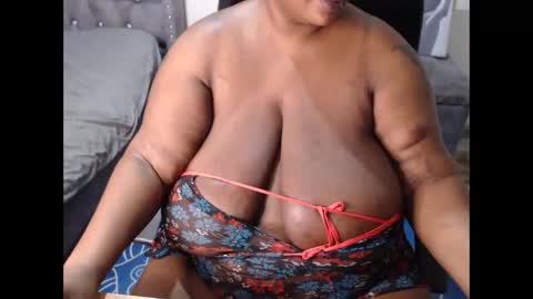 bigboobsass online show from November 7, 6:24 pm