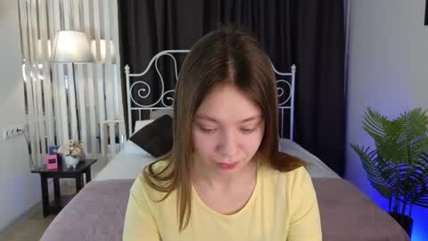 meow_mellie online show from February 25, 1:20 am