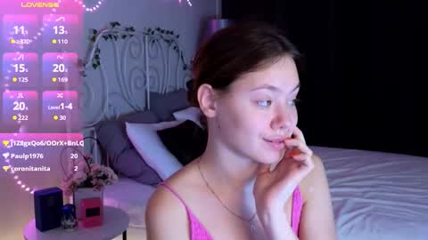 meow_mellie online show from September 24, 4:11 am