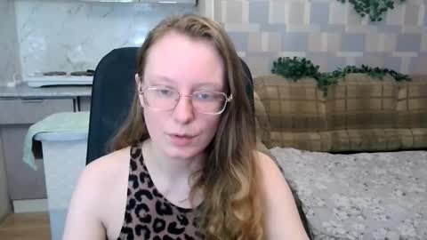 meowcr online show from October 25, 3:19 pm